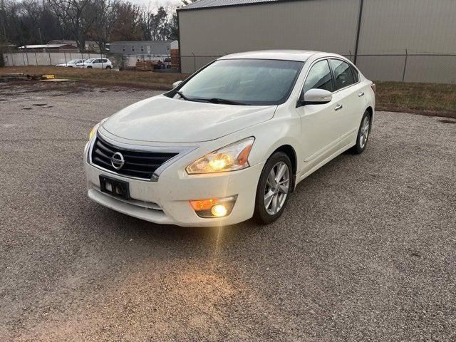 2013 Nissan Altima 2.5 SV 2013 Nissan Altima 2.5 SV