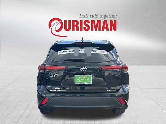 2022 Toyota Highlander XLE 2022 Toyota Highlander XLE