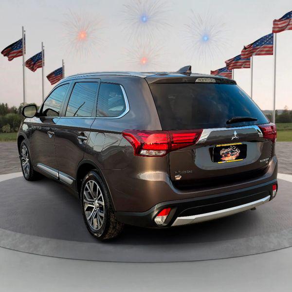 2018 Mitsubishi Outlander SEL
