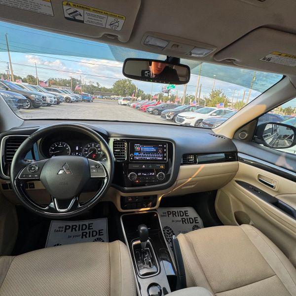 2018 Mitsubishi Outlander SEL