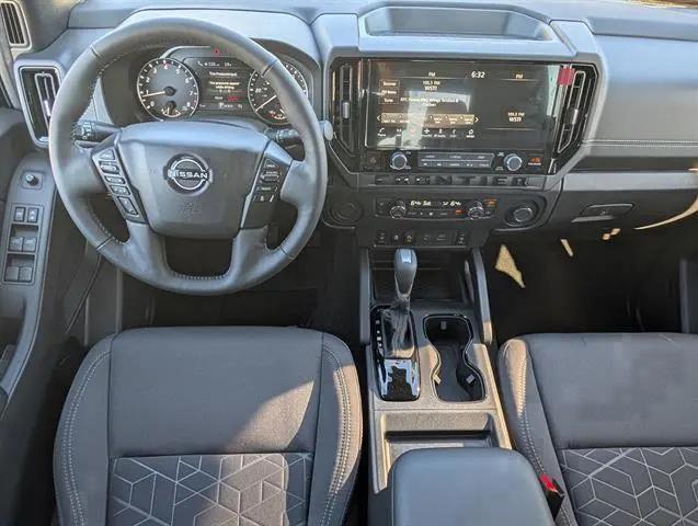 2026 Nissan Frontier Crew Cab SV 4x2