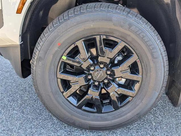 2026 Nissan Frontier Crew Cab SV 4x2