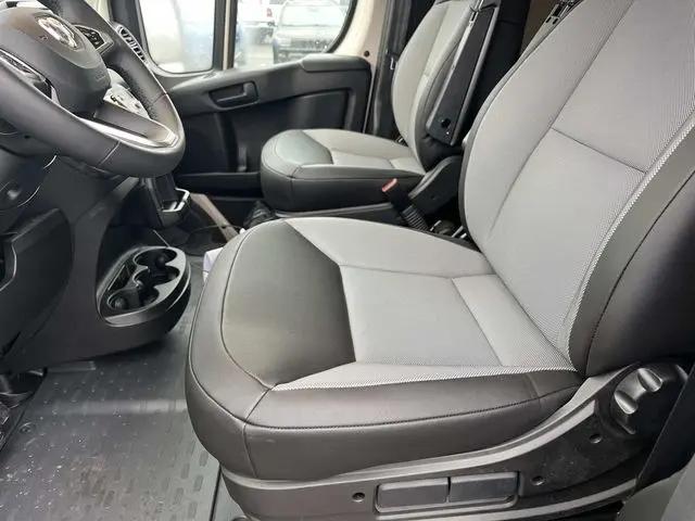 2025 Ram ProMaster Cargo Van Tradesman Low Roof 118" WB w/Pass Seat