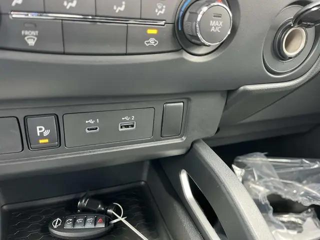 2026 Nissan Frontier Crew Cab SV 4x4