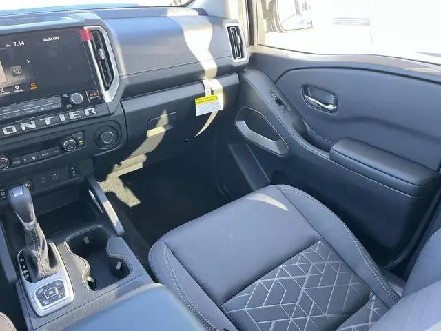 2026 Nissan Frontier Crew Cab SV 4x4
