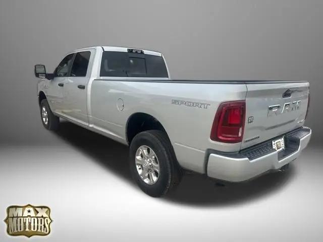 2026 Ram 3500 Big Horn Crew Cab 4x4 8' Box