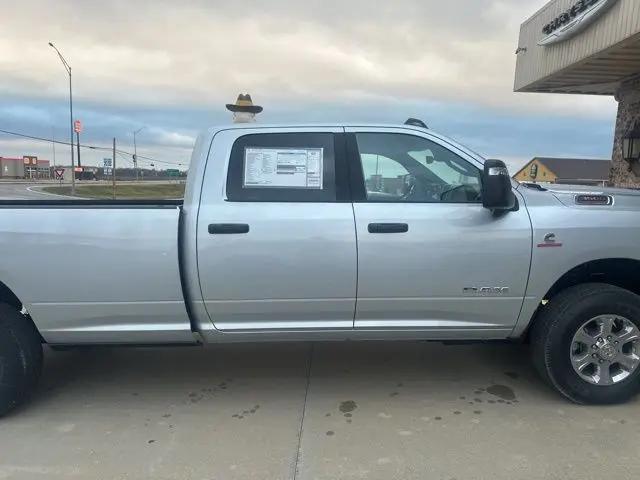 2026 Ram 3500 Big Horn Crew Cab 4x4 8 Box