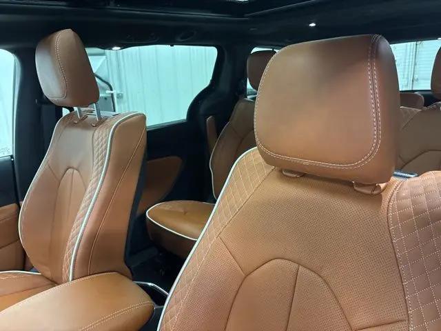 2026 Chrysler Pacifica Pinnacle AWD