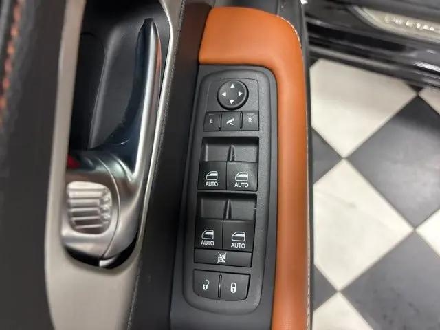 2026 Chrysler Pacifica Pinnacle AWD
