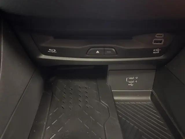 2026 Chrysler Pacifica Pinnacle AWD