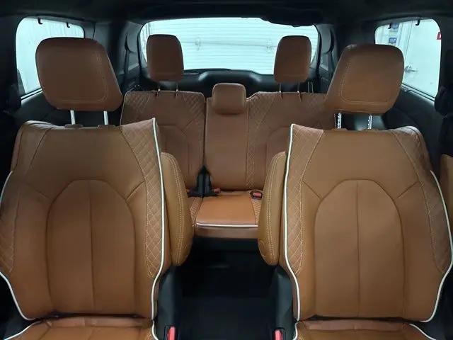 2026 Chrysler Pacifica Pinnacle AWD