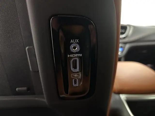 2026 Chrysler Pacifica Pinnacle AWD