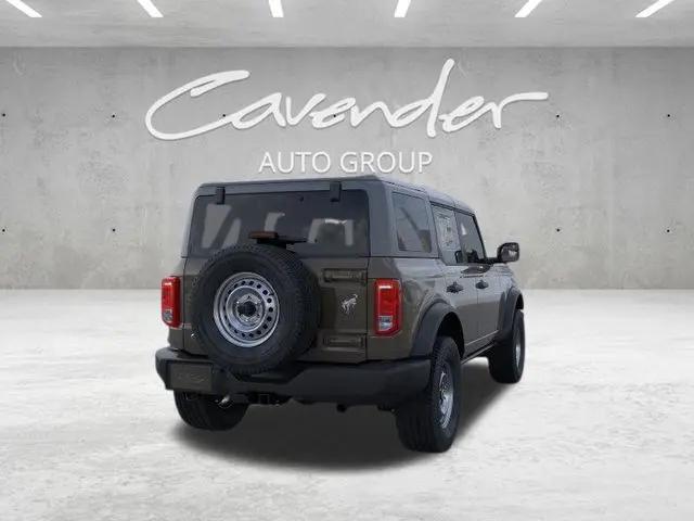 2025 Ford Bronco Base