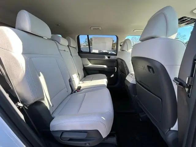 2026 Hyundai Santa Fe SE