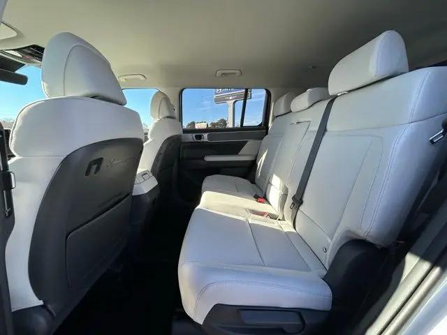 2026 Hyundai Santa Fe SE