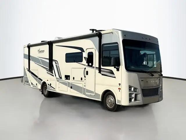 2022 Ford F-53 Base