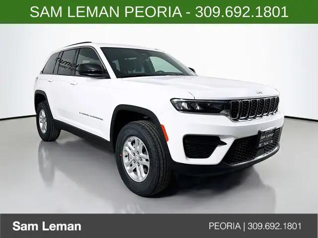 2025 Jeep Grand Cherokee Laredo 4x4 for sale in Peoria, IL