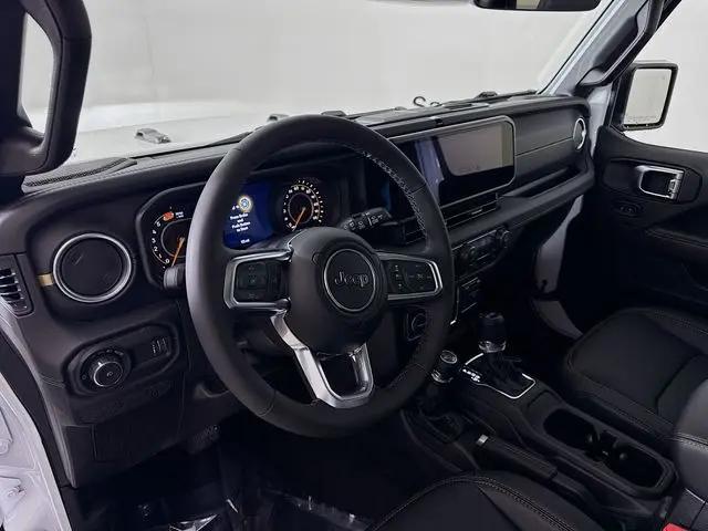 2026 Jeep Wrangler 4-Door Sahara 4x4
