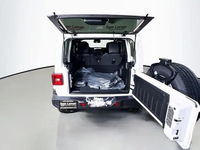 2026 Jeep Wrangler 4-Door Sahara 4x4