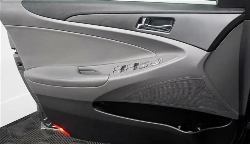2011 Hyundai Sonata SE