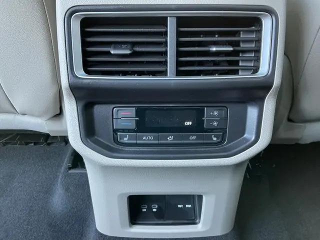 2026 Volkswagen Atlas SEL