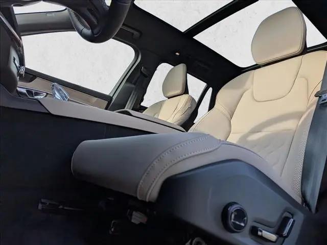 2026 Volvo XC90 Plug-In Hybrid Plus, T8 AWD, Electric/Gasoline, Bright, 7 Seats