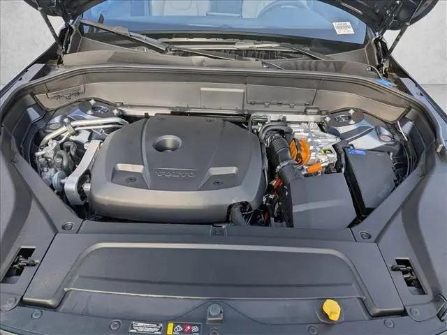 2026 Volvo XC90 Plug-In Hybrid Plus, T8 AWD, Electric/Gasoline, Bright, 7 Seats