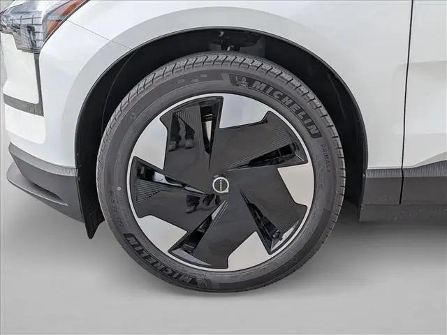 2026 Volvo EX30 Plus Twin Motor Performance, Fully electric