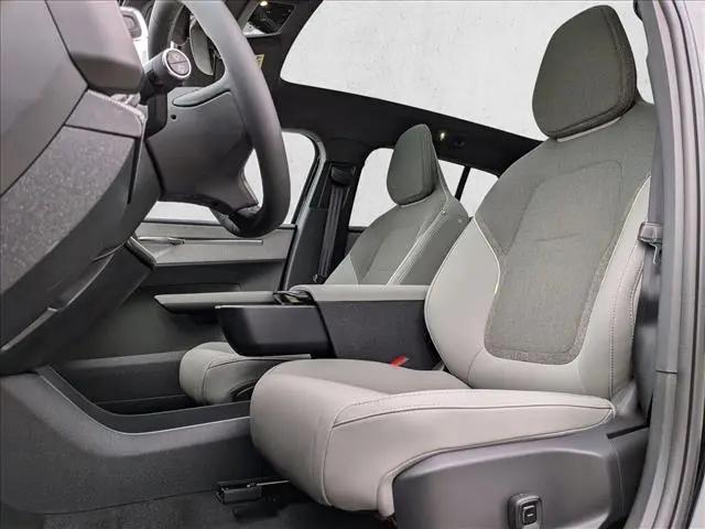 2026 Volvo EX30 Plus Twin Motor Performance, Fully electric
