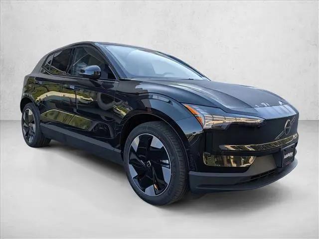 2026 Volvo EX30 Plus Twin Motor Performance, Fully electric
