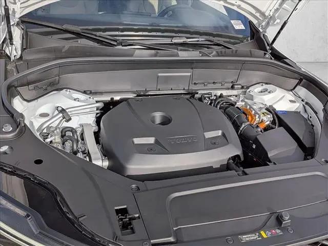 2026 Volvo XC90 Plug-In Hybrid Plus, T8 AWD, Electric/Gasoline, Bright, 7 Seats