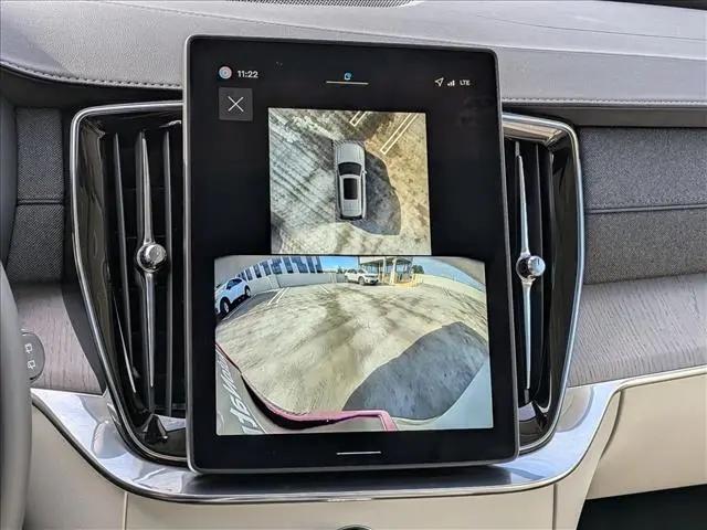 2026 Volvo XC90 Ultra, B6 AWD Gas (mild hybrid), Gasoline, Bright, 7 Seats
