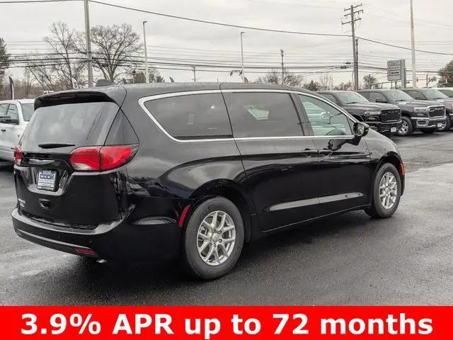 2026 Chrysler Voyager LX