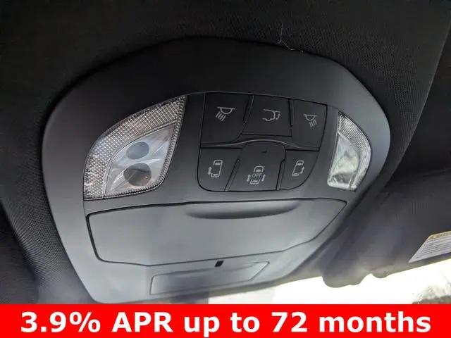 2026 Chrysler Voyager LX