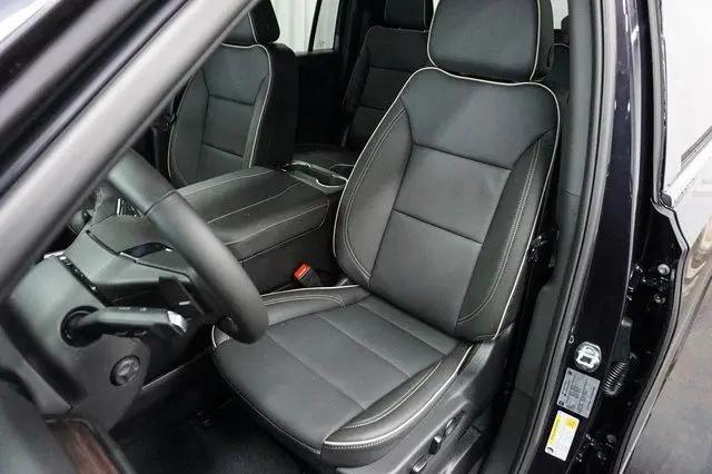 2026 Chevrolet Suburban Premier, RWD