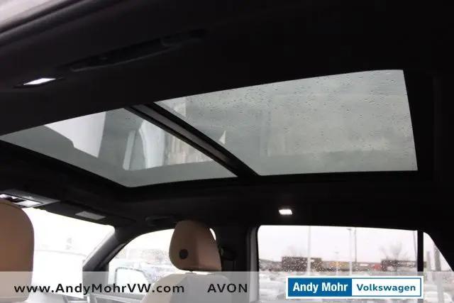 2026 Volkswagen Atlas Cross Sport SE with Technology