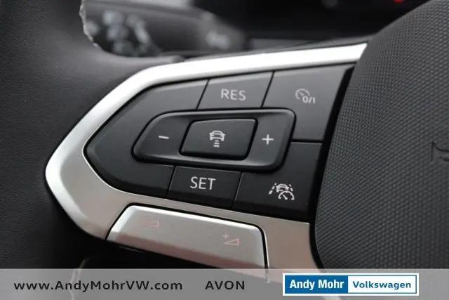 2026 Volkswagen Atlas Cross Sport SE with Technology