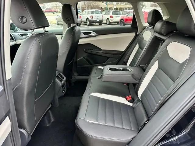 2026 Volkswagen Taos SEL