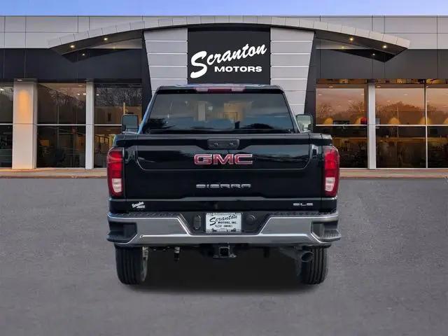 2026 GMC Sierra 2500HD Crew Cab, Standard Bed, SLE, 4WD