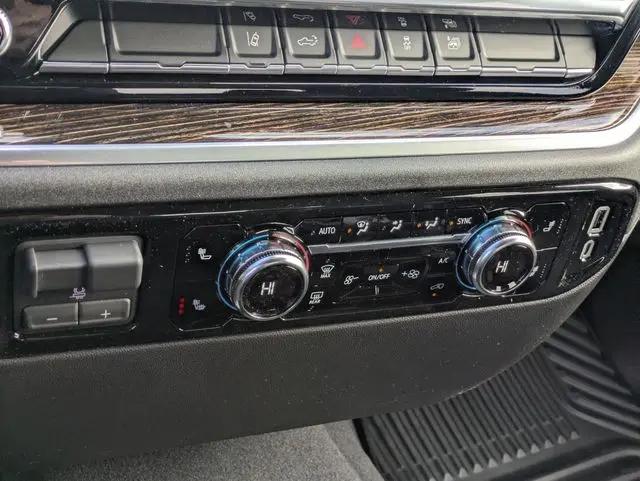 2026 GMC Sierra 2500HD Crew Cab, Standard Bed, SLE, 4WD