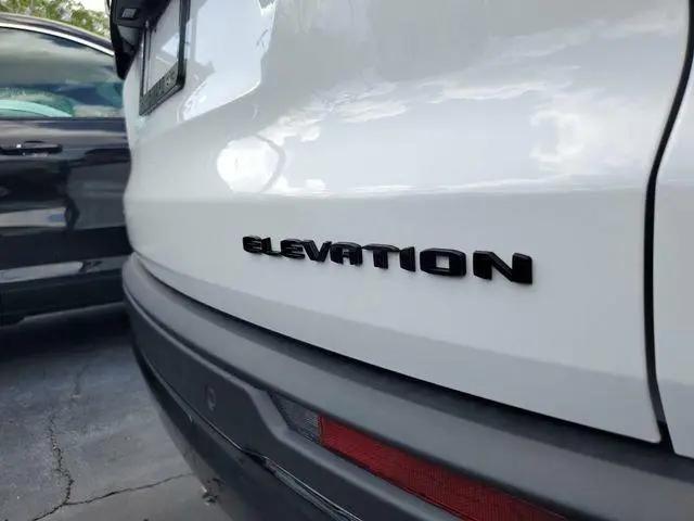 2026 GMC Acadia Elevation FWD