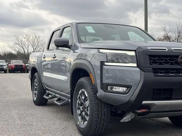 2026 Nissan Frontier Crew Cab Long Bed PRO-4X 4x4