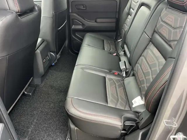 2026 Nissan Frontier Crew Cab Long Bed PRO-4X 4x4