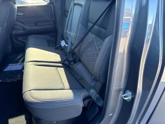 2026 Nissan Frontier Crew Cab SV 4x4