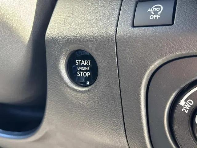 2026 Nissan Frontier Crew Cab SV 4x4