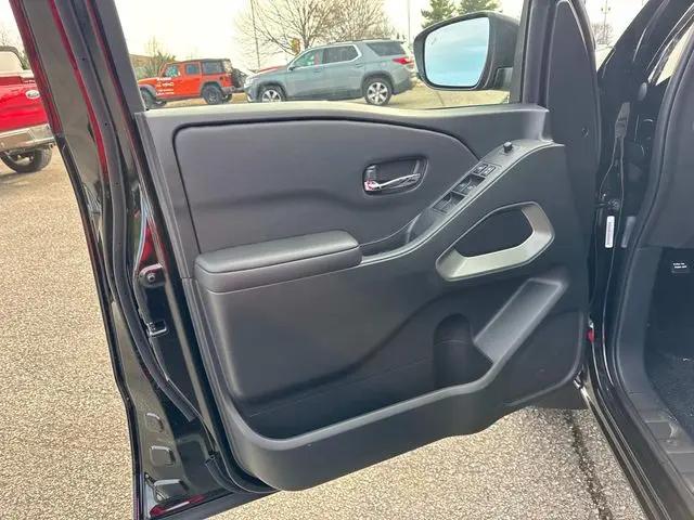 2026 Nissan Frontier Crew Cab SV 4x4