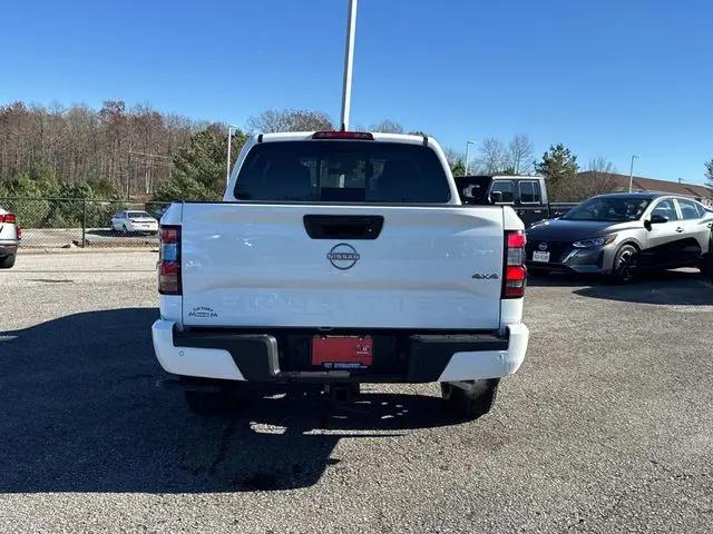 2026 Nissan Frontier Crew Cab SV 4x4