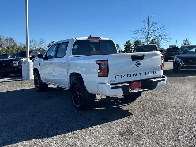 2026 Nissan Frontier Crew Cab SV 4x4
