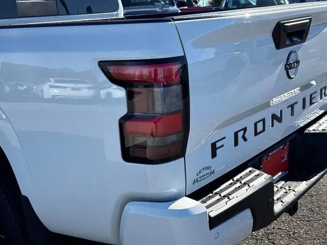 2026 Nissan Frontier Crew Cab SV 4x4