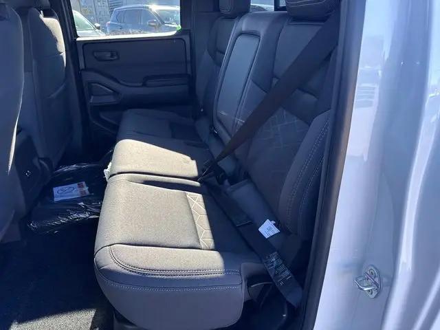 2026 Nissan Frontier Crew Cab SV 4x4